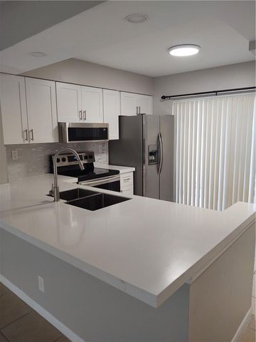 3275 FREDERICK Boulevard 12D, Delray Beach, FL 33483