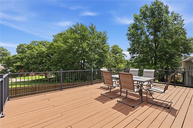 6815 Acuff Street, Shawnee, KS 66216