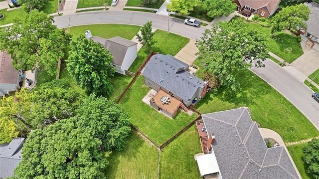 6815 Acuff Street, Shawnee, KS 66216