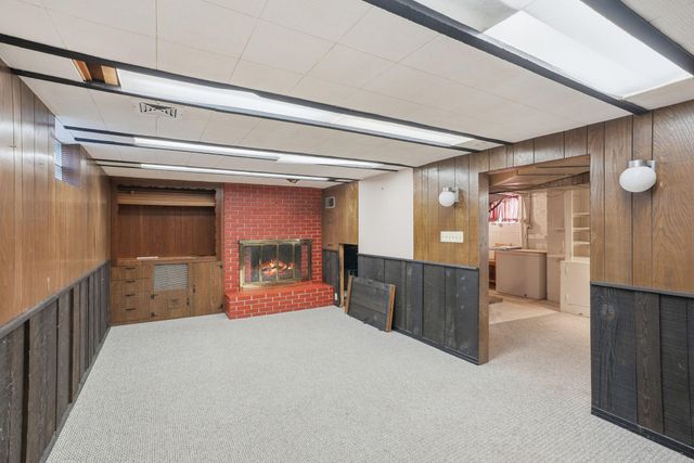 2112 Suburban Avenue, Saint Paul, MN 55119