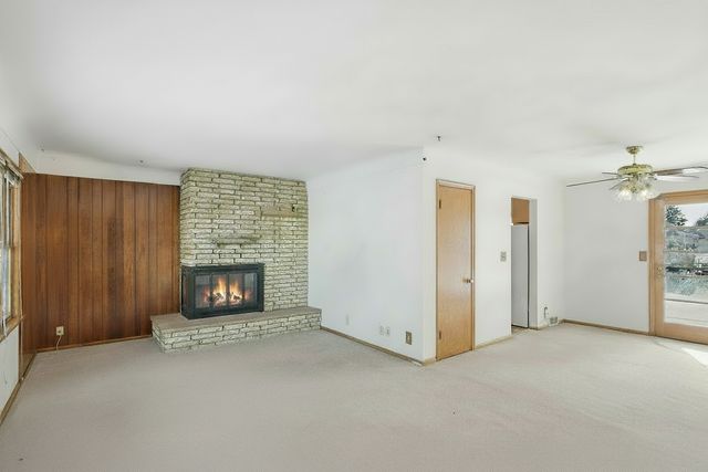 2112 Suburban Avenue, Saint Paul, MN 55119