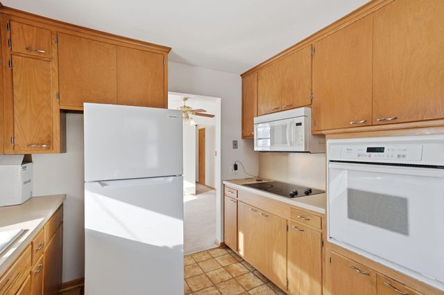 2112 Suburban Avenue, Saint Paul, MN 55119