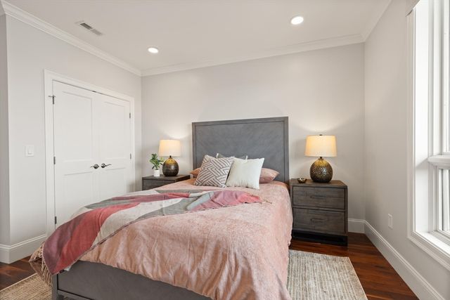 519 Broadway 305, Somerville, MA 02145