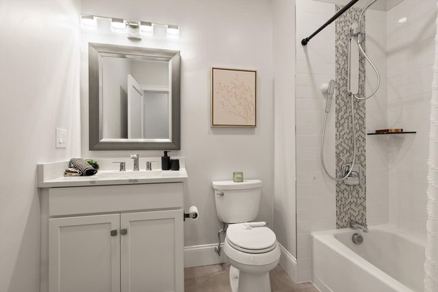 519 Broadway 305, Somerville, MA 02145