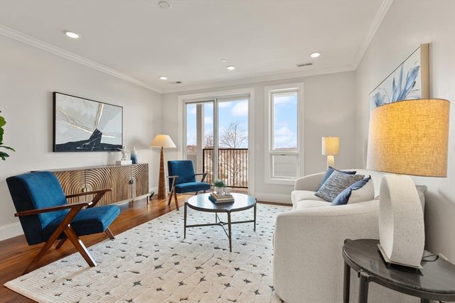 519 Broadway 305, Somerville, MA 02145