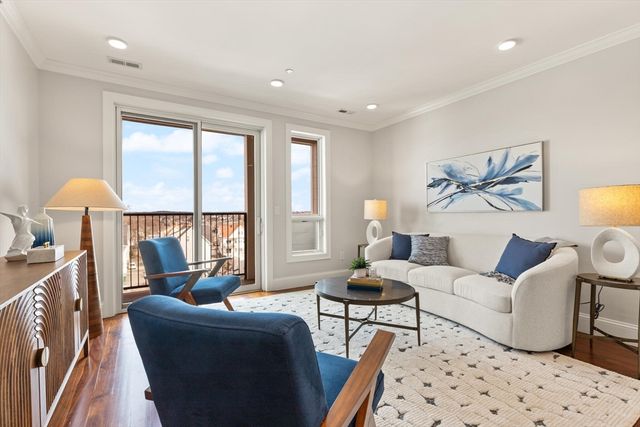 519 Broadway 305, Somerville, MA 02145