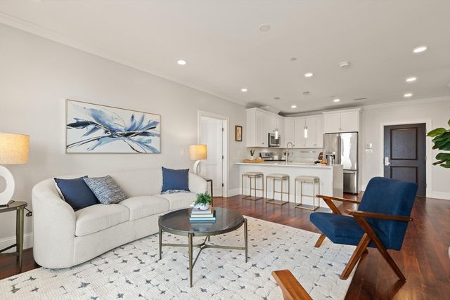 519 Broadway 305, Somerville, MA 02145