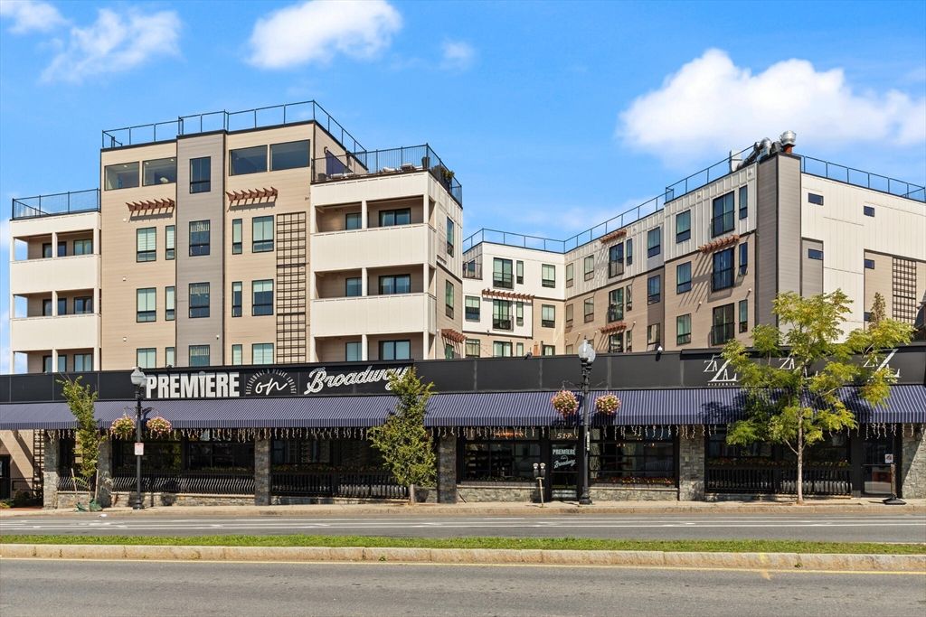 519 Broadway 305, Somerville, MA 02145