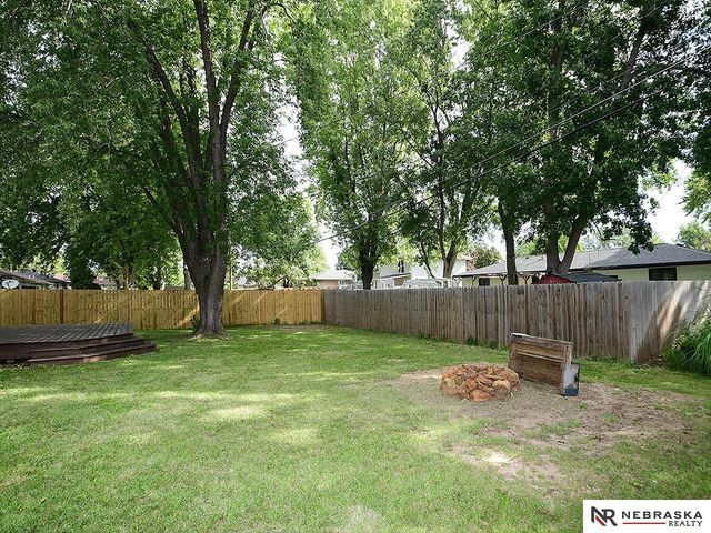 1612 Northridge Road, Beatrice, NE 68310