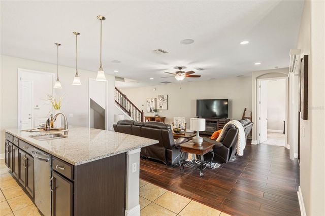11020 BRAHMAN RANCH CIRCLE, Riverview, FL 33578