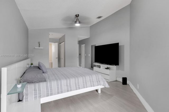 5861 S Sable Cir, Margate, FL 33063