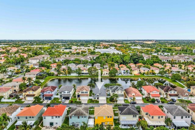 5861 S Sable Cir, Margate, FL 33063