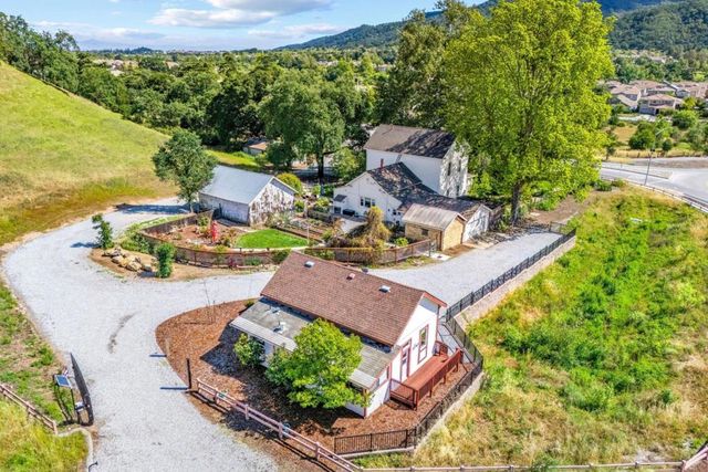 2485 Hecker Pass Road, Gilroy, CA 95020