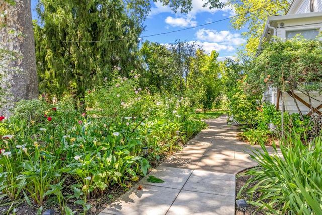 2485 Hecker Pass Road, Gilroy, CA 95020