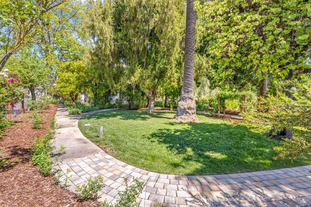 2485 Hecker Pass Road, Gilroy, CA 95020