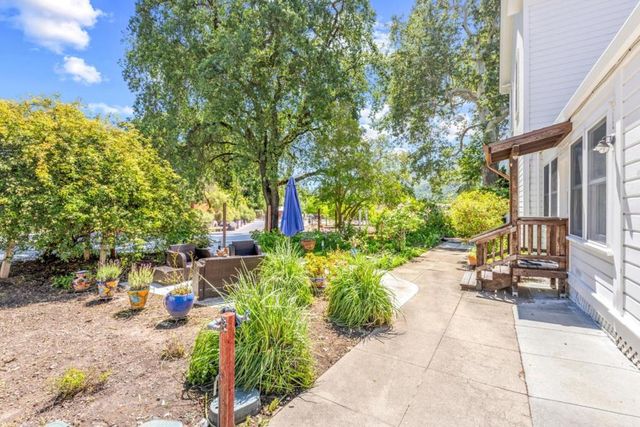 2485 Hecker Pass Road, Gilroy, CA 95020