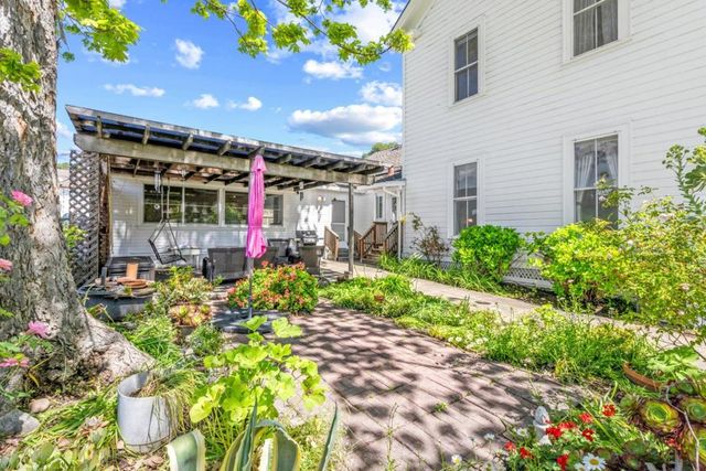 2485 Hecker Pass Road, Gilroy, CA 95020