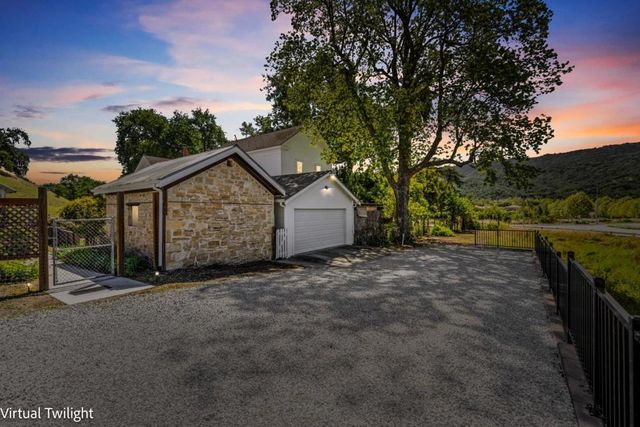 2485 Hecker Pass Road, Gilroy, CA 95020