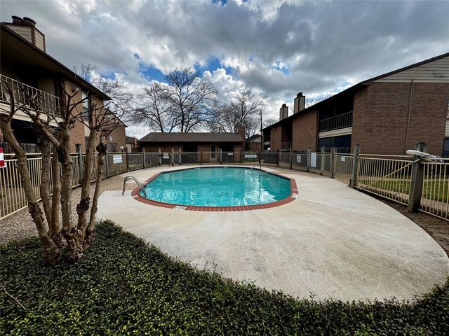 9000 Bissonnet Street 508, Houston, TX 77074