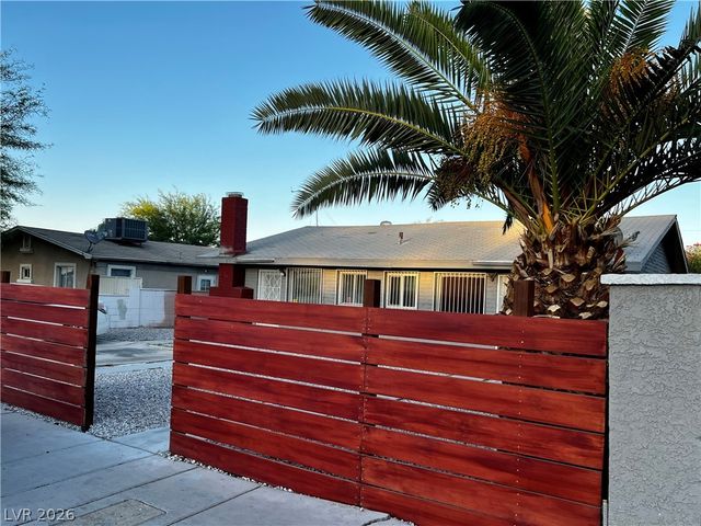 316 North 15th Street 318, Las Vegas, NV 89101