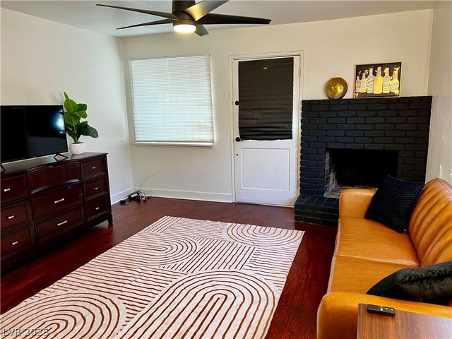 316 North 15th Street 318, Las Vegas, NV 89101