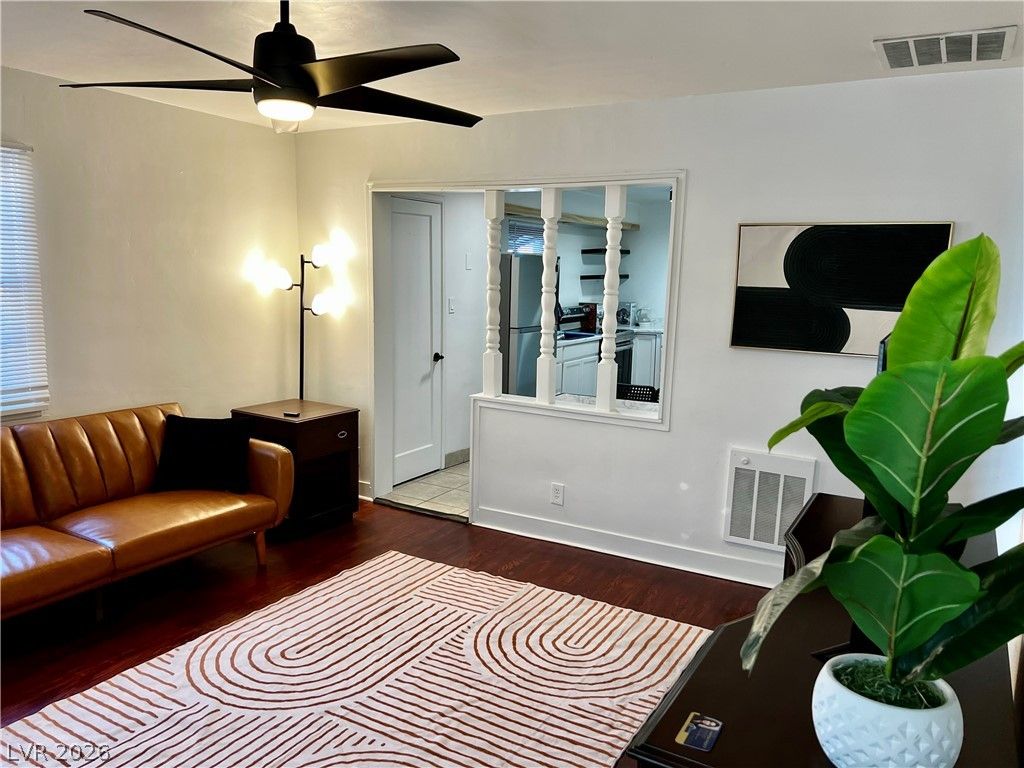 316 North 15th Street 318, Las Vegas, NV 89101