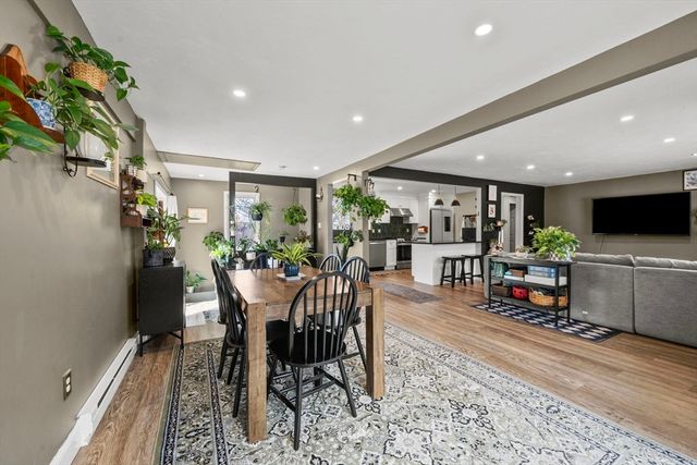 5 Wellesley Ave, Worcester, MA 01605