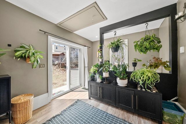 5 Wellesley Ave, Worcester, MA 01605