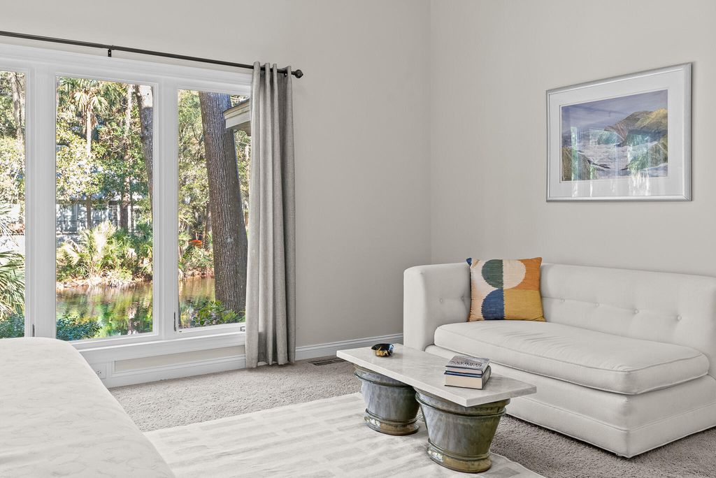 Image 17 of property listing at 2730 Old Oak Walk, Seabrook Island, SC 29455