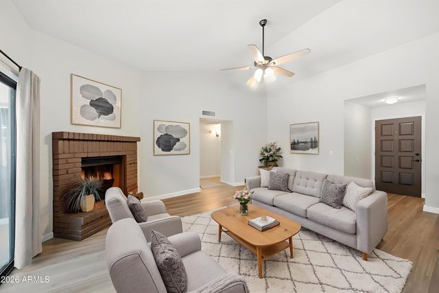 7314 W BLOOMFIELD Road, Peoria, AZ 85381