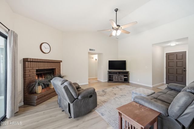 7314 W BLOOMFIELD Road, Peoria, AZ 85381