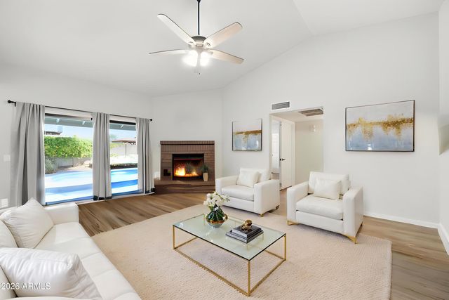 7314 W BLOOMFIELD Road, Peoria, AZ 85381