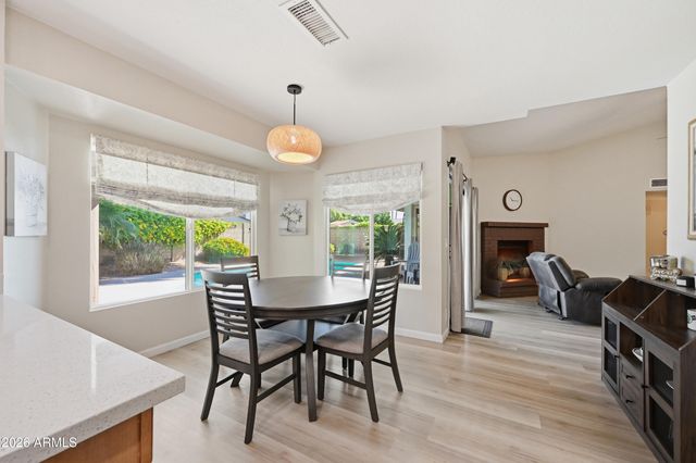 7314 W BLOOMFIELD Road, Peoria, AZ 85381