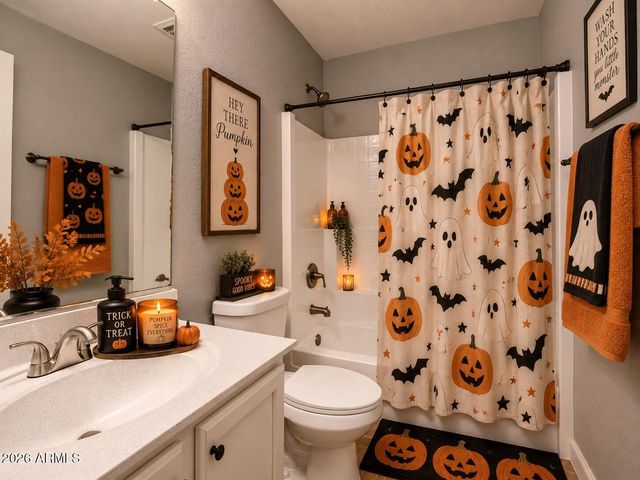 3282 E BONANZA Road, Gilbert, AZ 85297