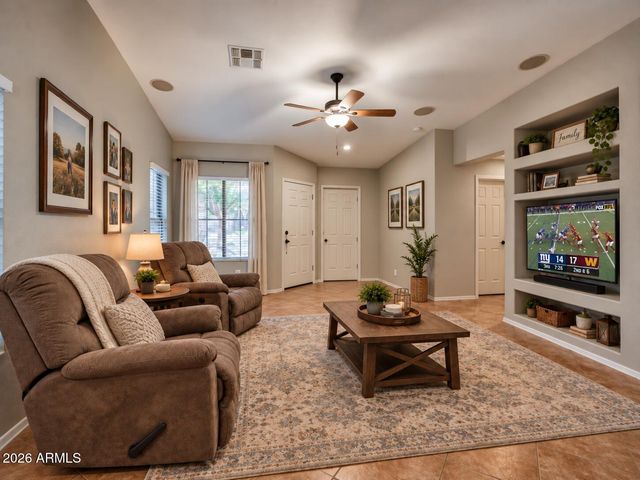 3282 E BONANZA Road, Gilbert, AZ 85297