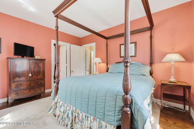1802 Park Boundary Rd, Louisville, KY 40205