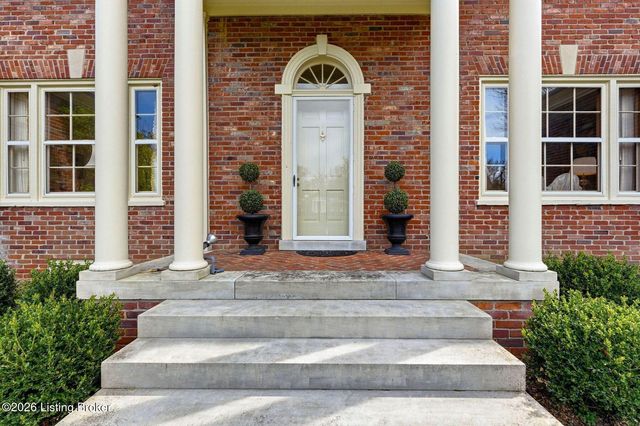 1802 Park Boundary Rd, Louisville, KY 40205