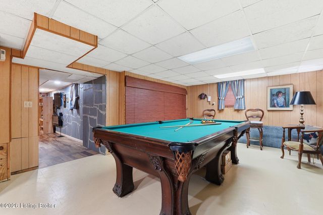 1802 Park Boundary Rd, Louisville, KY 40205