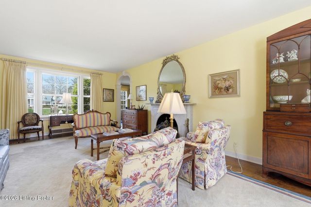 1802 Park Boundary Rd, Louisville, KY 40205