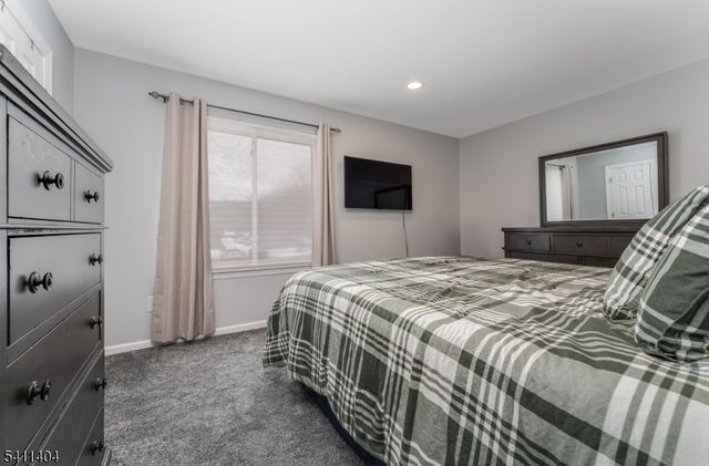 579 Dell Pl 79, Stanhope Boro, NJ 07874