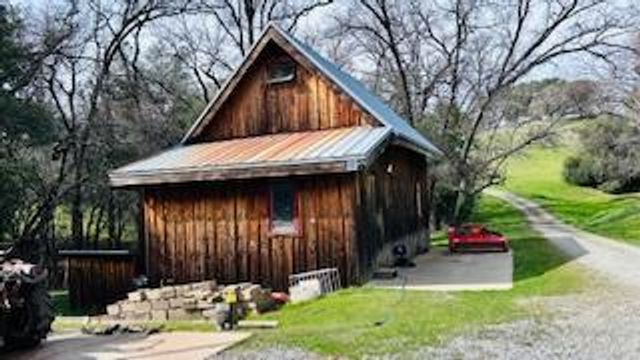 12846 Whiskey Slide Rd, Mokelumne Hill, CA 95245