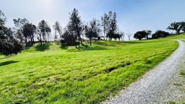 12846 Whiskey Slide Rd, Mokelumne Hill, CA 95245