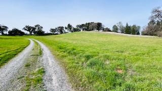 12846 Whiskey Slide Rd, Mokelumne Hill, CA 95245