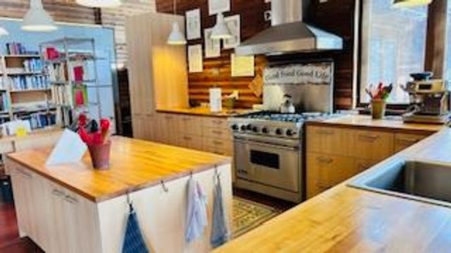 12846 Whiskey Slide Rd, Mokelumne Hill, CA 95245