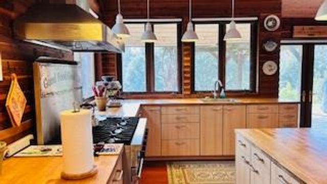 12846 Whiskey Slide Rd, Mokelumne Hill, CA 95245