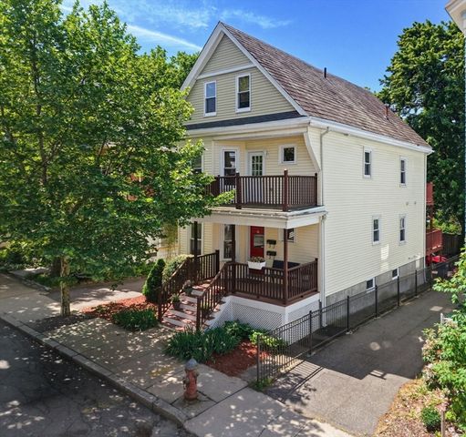 56 Conwell Ave 1, Somerville, MA 02144