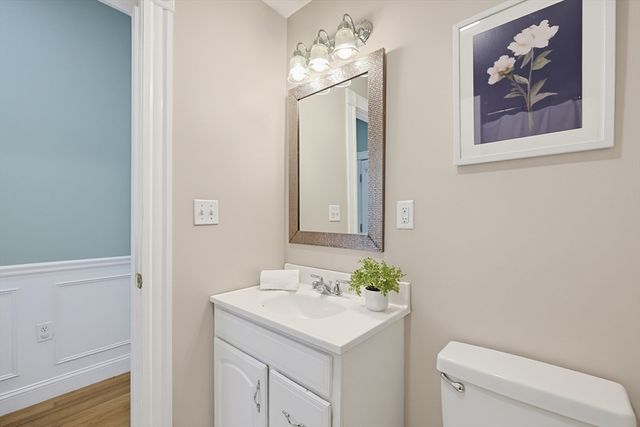 56 Conwell Ave 1, Somerville, MA 02144