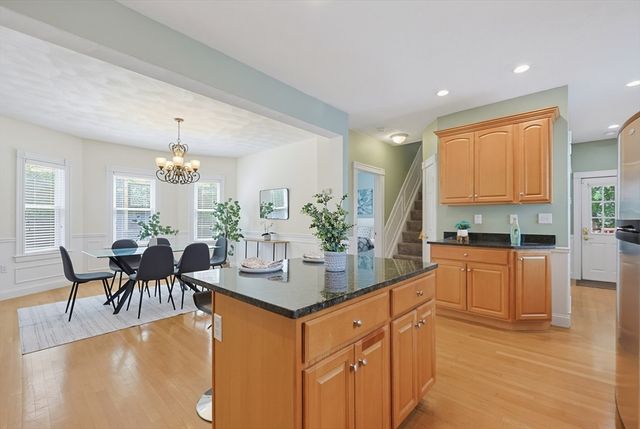 56 Conwell Ave 1, Somerville, MA 02144
