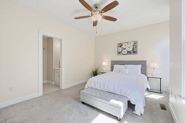 56 Conwell Ave 1, Somerville, MA 02144