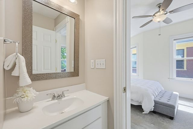 56 Conwell Ave 1, Somerville, MA 02144